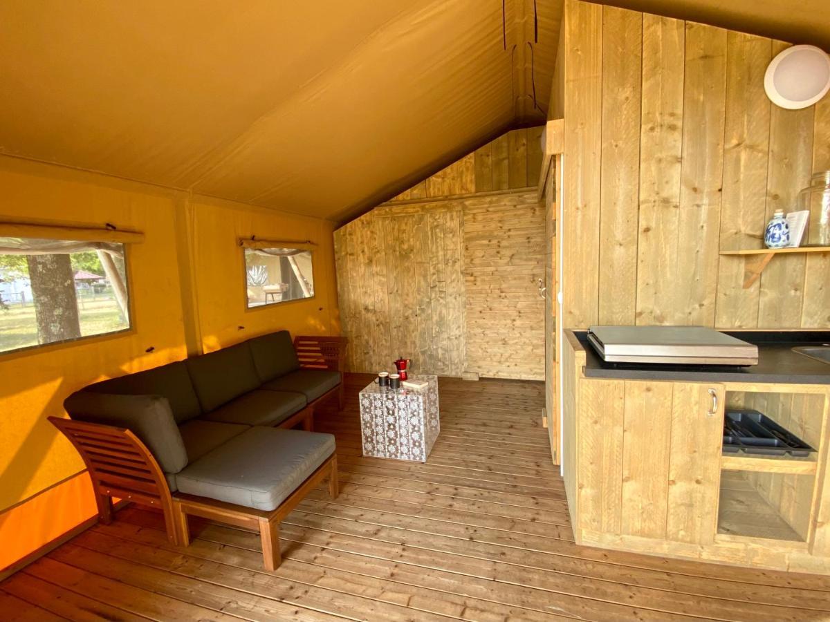 Camping La Kahute - Tente Lodge Au Coeur De La Foret Каркан Екстер'єр фото