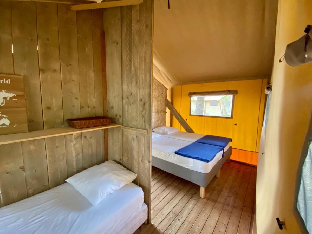 Camping La Kahute - Tente Lodge Au Coeur De La Foret Каркан Екстер'єр фото
