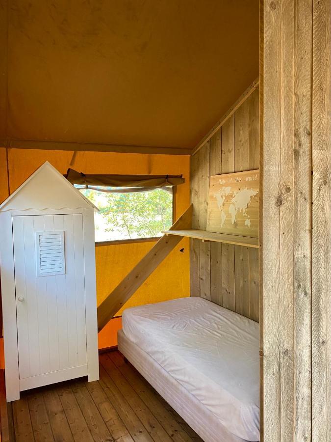 Camping La Kahute - Tente Lodge Au Coeur De La Foret Каркан Екстер'єр фото