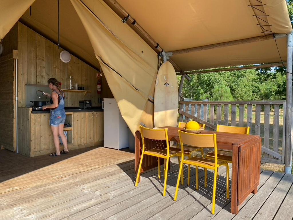 Camping La Kahute - Tente Lodge Au Coeur De La Foret Каркан Екстер'єр фото