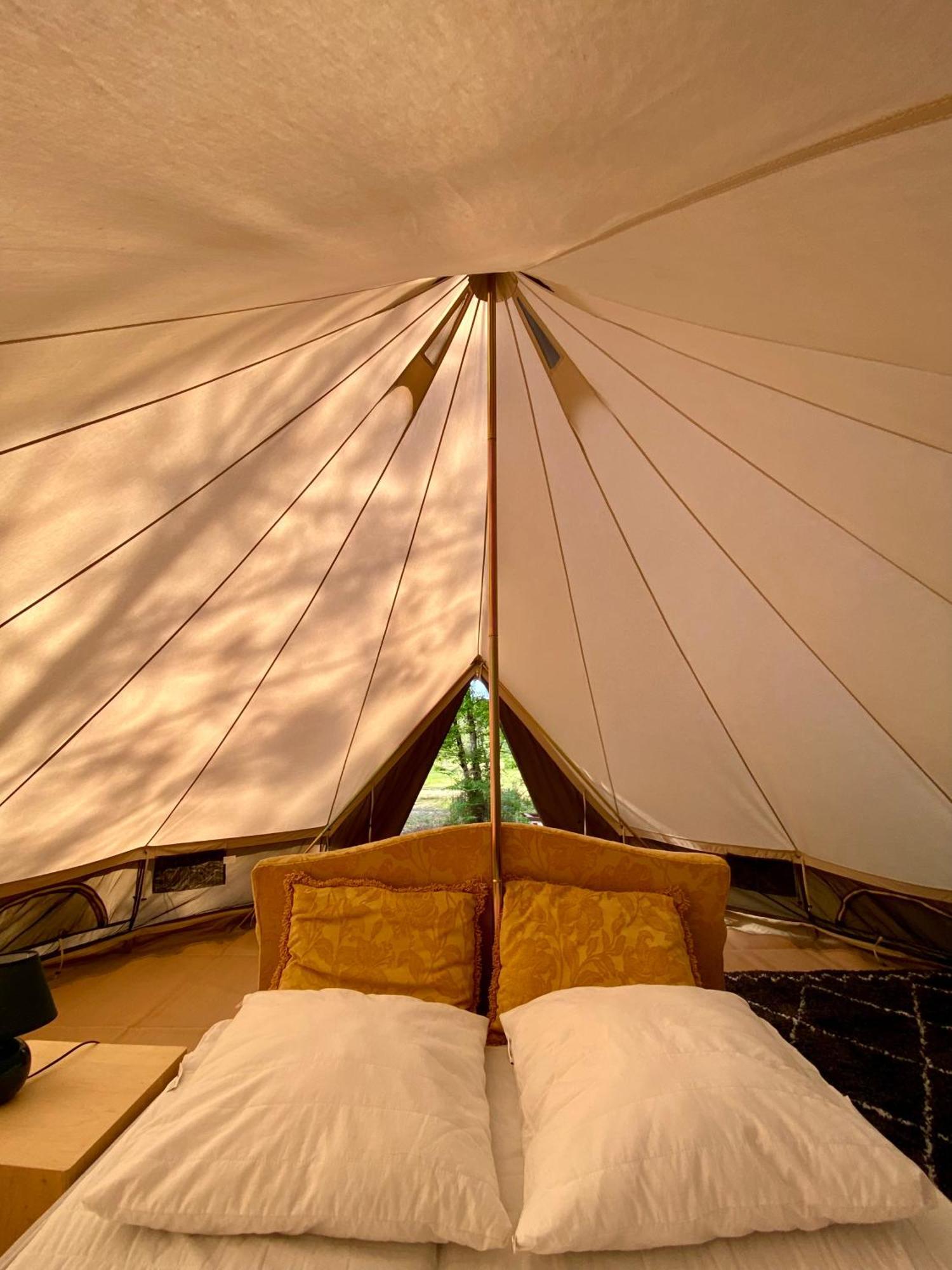 Camping La Kahute - Tente Lodge Au Coeur De La Foret Каркан Екстер'єр фото